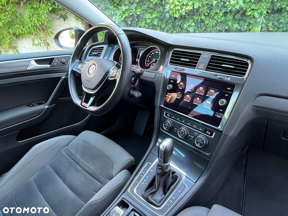 Volkswagen Golf Variant 2.0 TDI (BlueMotion Technology) DSG Comfortline - 25