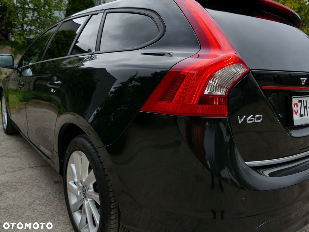 Volvo V60 D3 Momentum - 20
