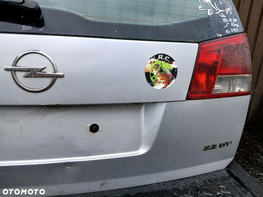 Opel Vectra C kombi klapa bagażnika kod lakieru Z157 - 4