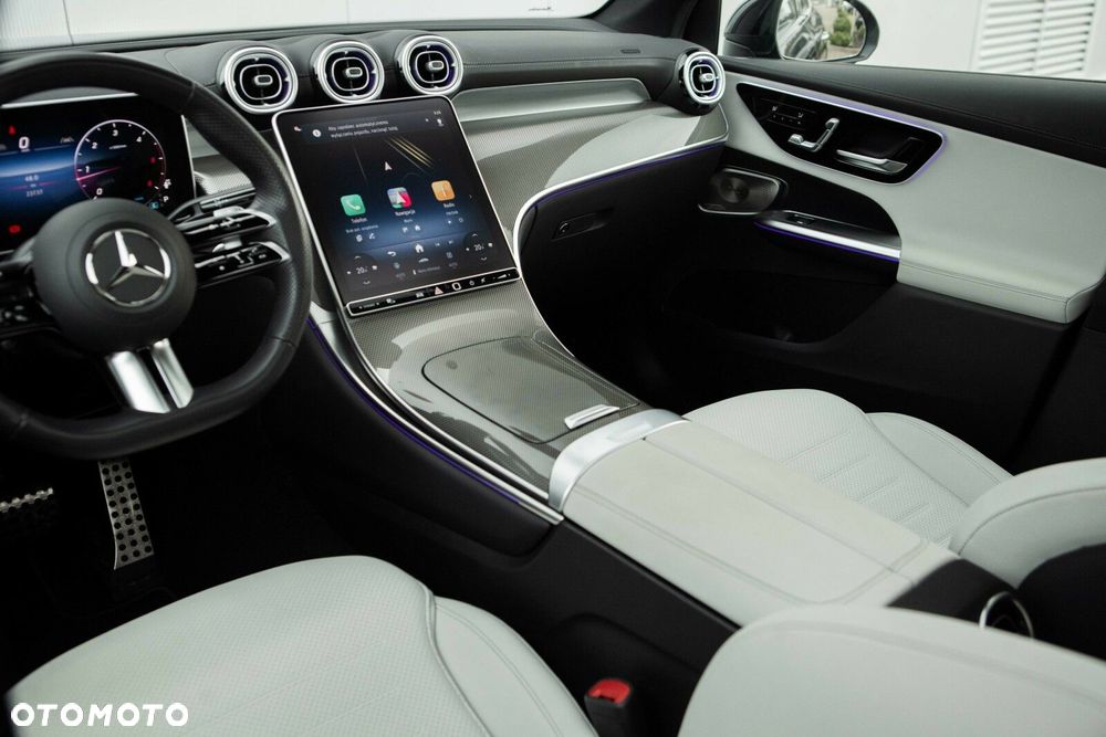 Mercedes-Benz GLC - 26