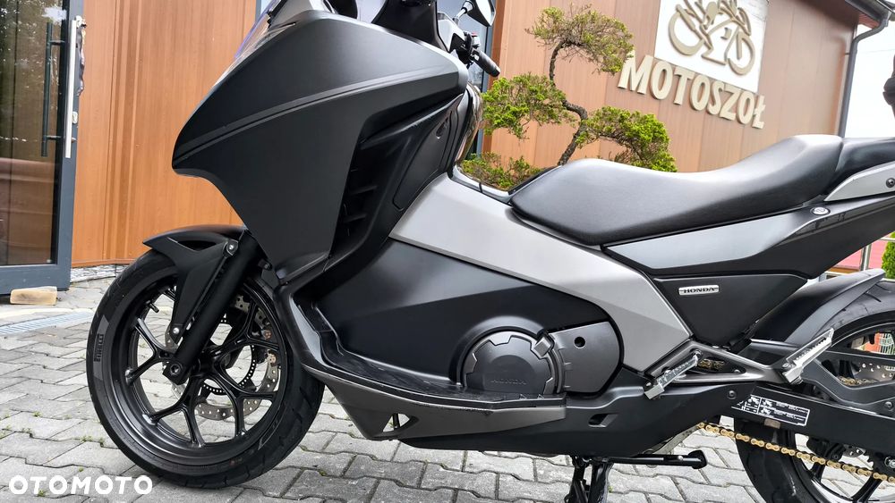 Honda NC - 12