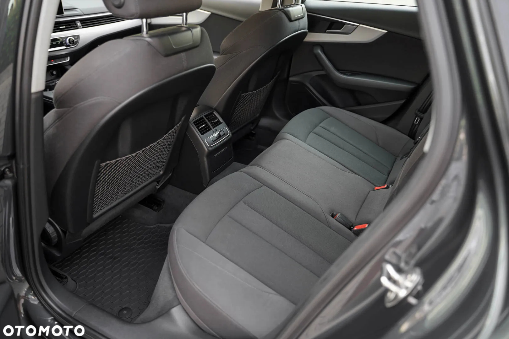 Audi A4 1.4 TFSI Sport S tronic - 30
