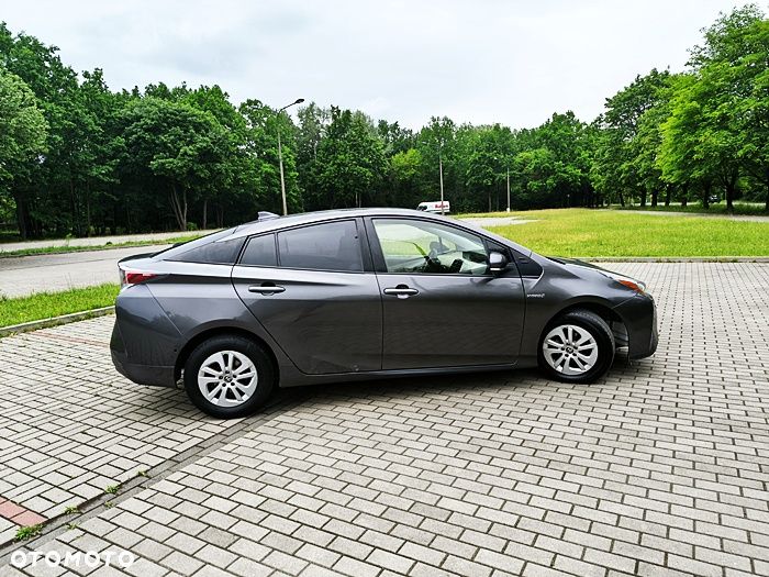Toyota Prius - 14