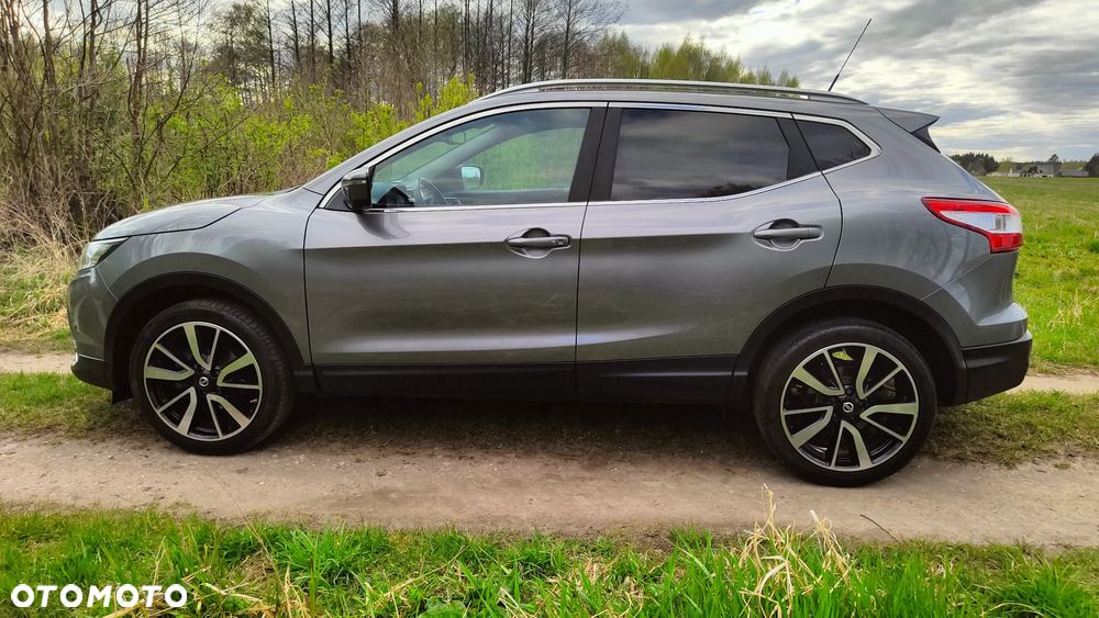 Nissan Qashqai 1.6 DCi Xtronic N-Connecta - 2