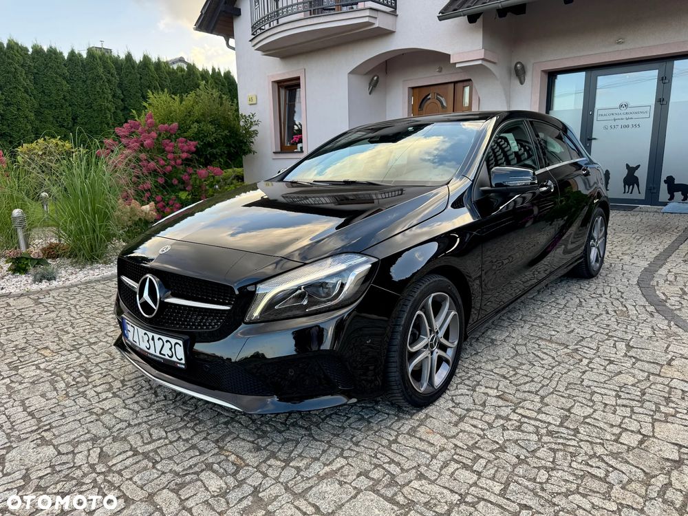Mercedes-Benz Klasa A 180 (BlueEFFICIENCY) 7G-DCT Urban - 1