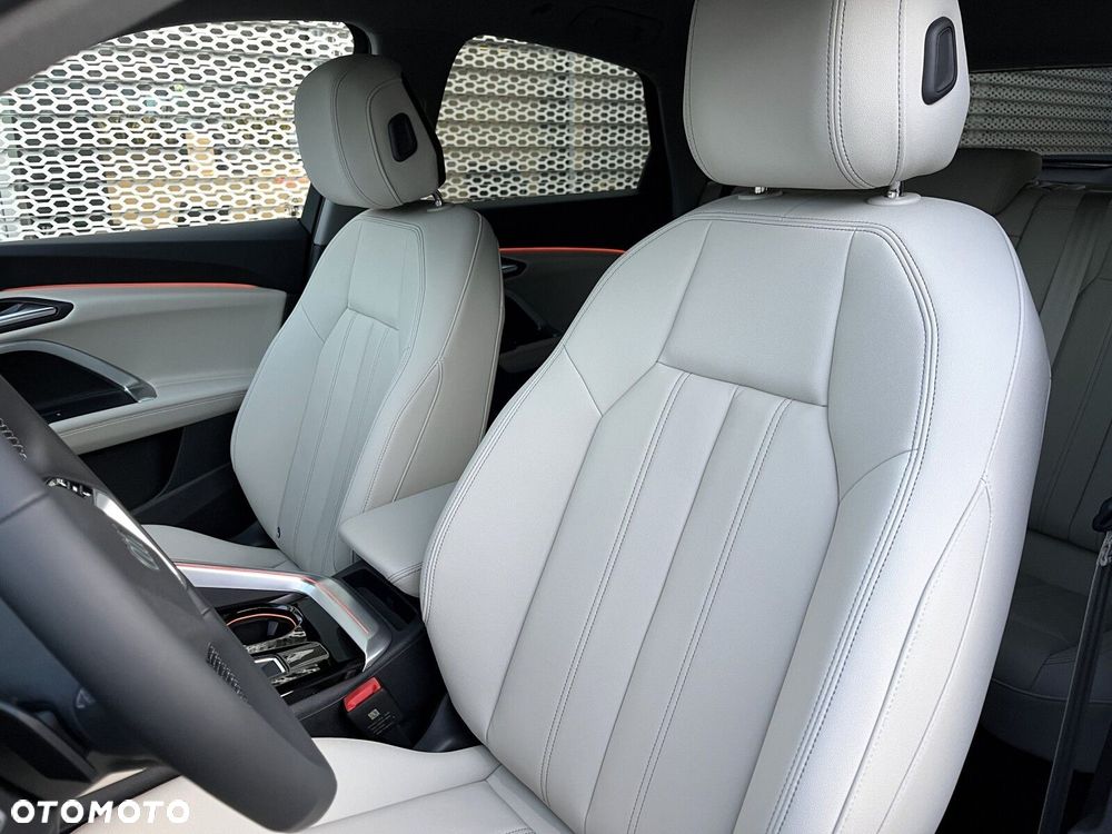 Audi Q5 Sportback - 23