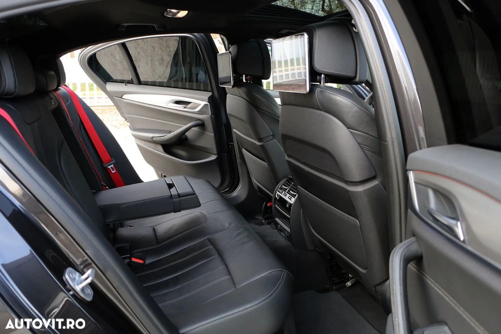 BMW Seria 5 520d Aut. M Sport Edition - 32