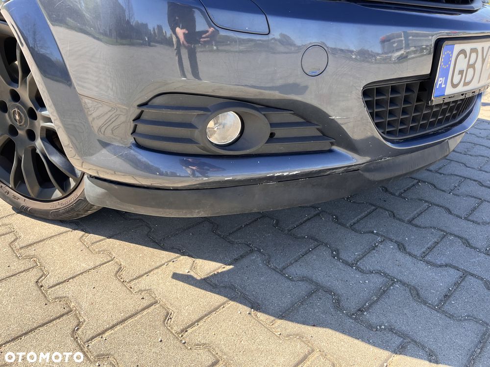 Opel Astra 1.6 Sport - 25
