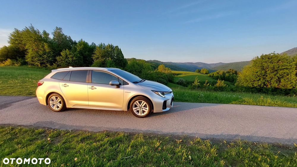 Toyota Corolla 1.8 Hybrid Selection - 2