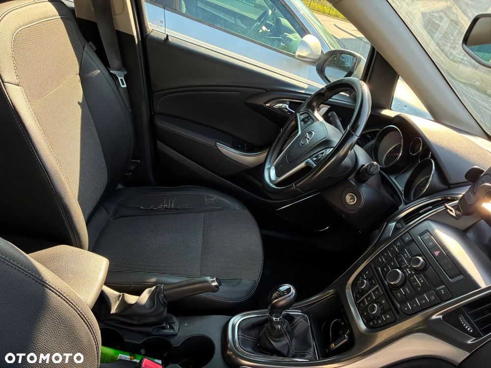 Opel Astra 1.6 T Sport - 11