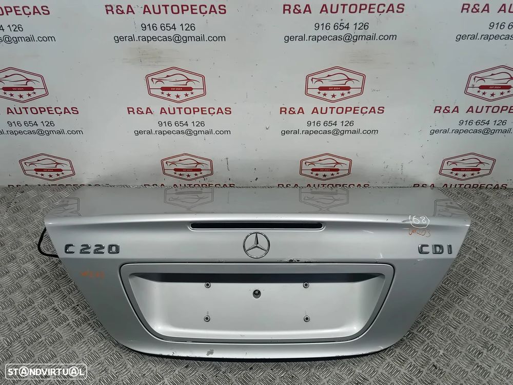 Tampa Porta de Mala Mercedes Class C W203 Sedan Original - 1