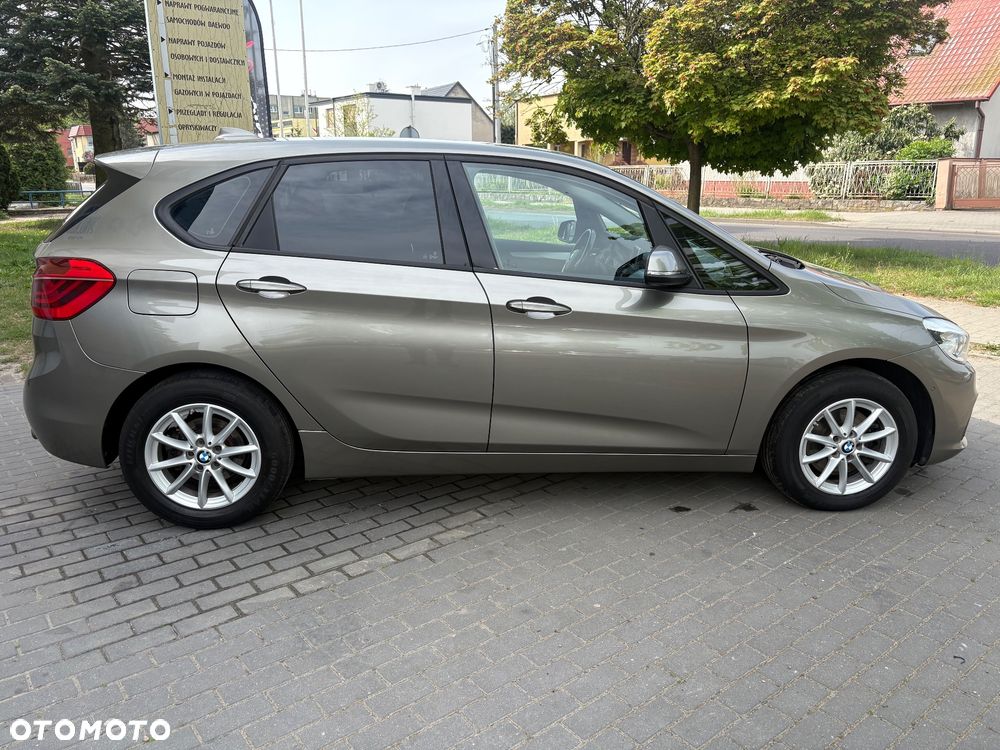 BMW Seria 2 220i Sport - 13