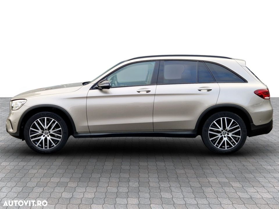 Mercedes-Benz GLC 300 4MATIC - 3