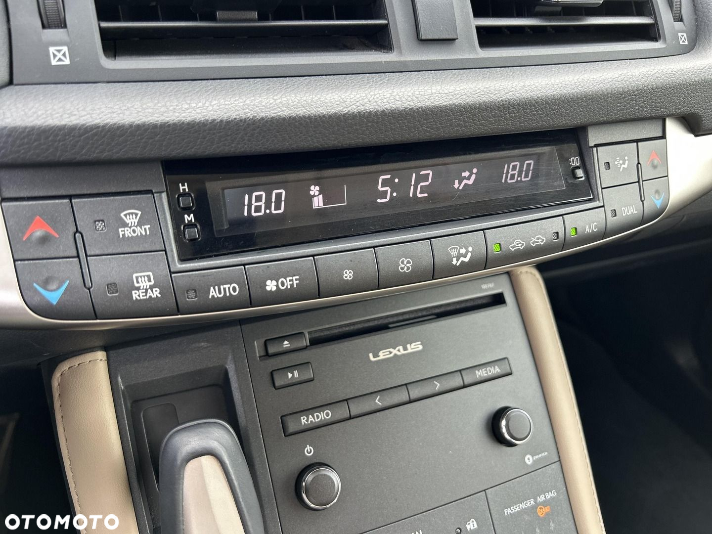 Lexus CT - 20