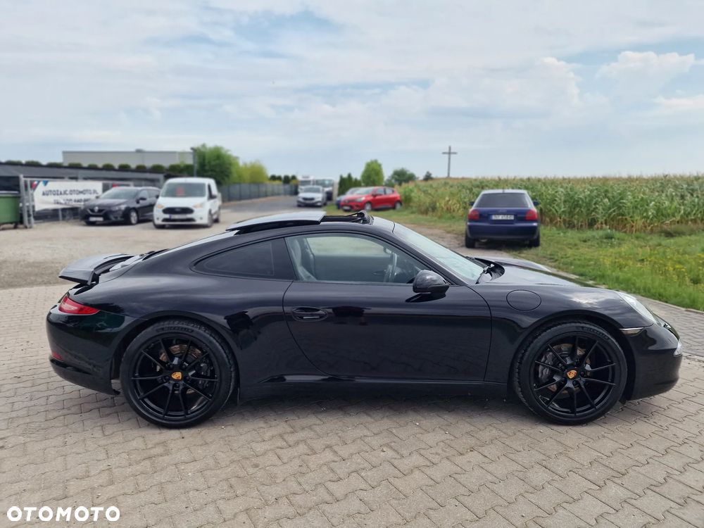 Porsche 911 Carrera Black Edition PDK - 8