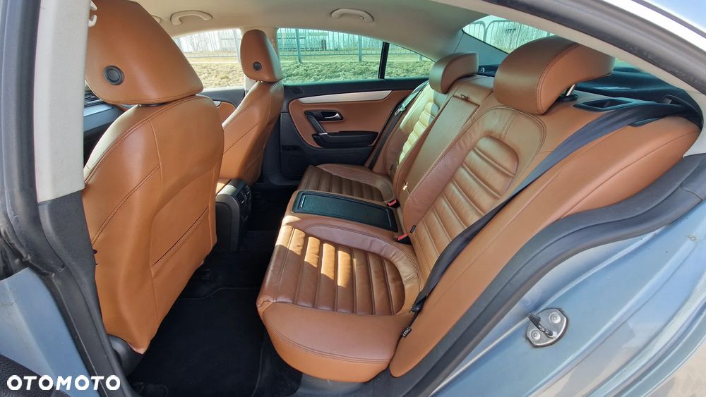 Volkswagen Passat CC - 7