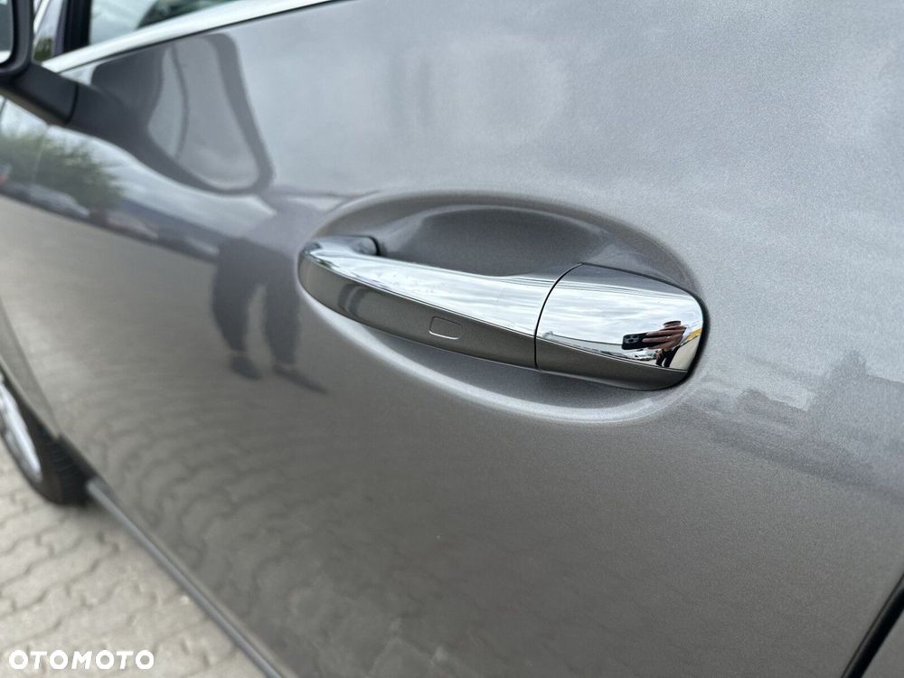 Mercedes-Benz CLA 180 Progressive 7G-DCT - 13
