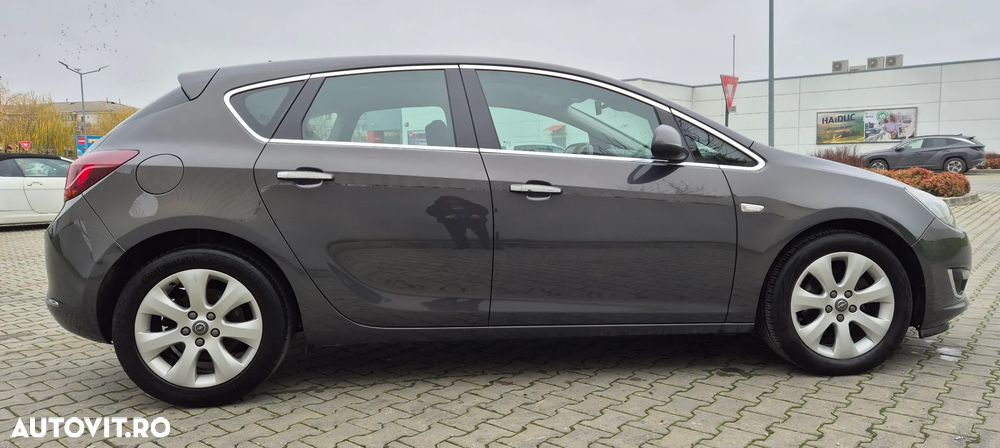 Opel Astra 1.7 CDTI DPF ecoFLEX Start/Stop 99g Sport - 10