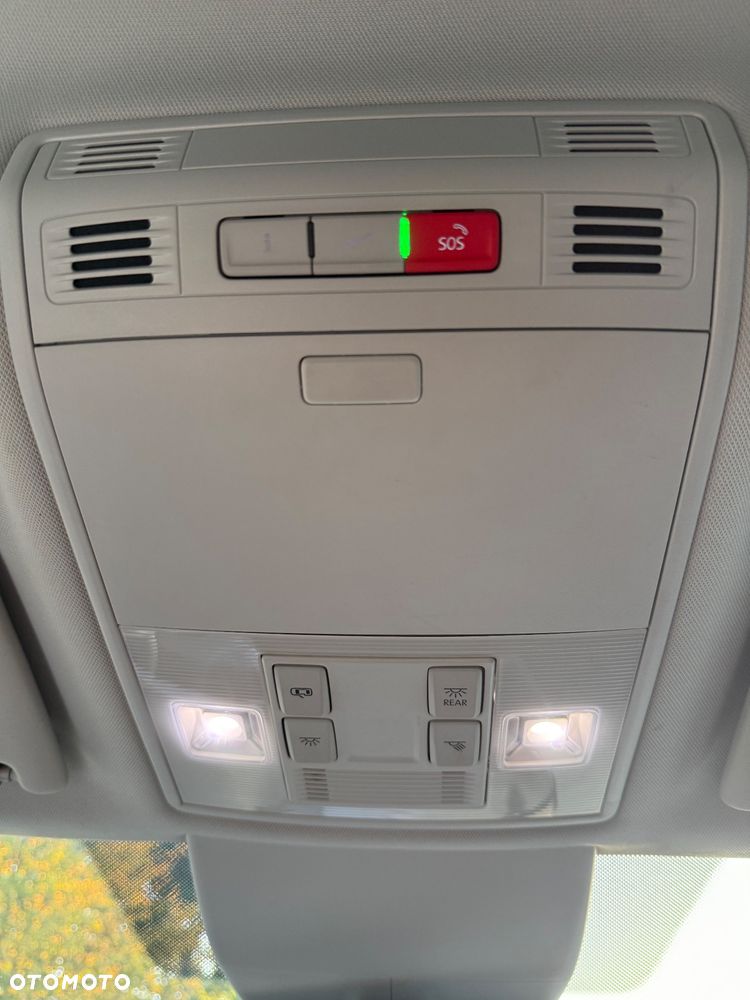 Skoda Superb 1.8 TSI L&K DSG - 24