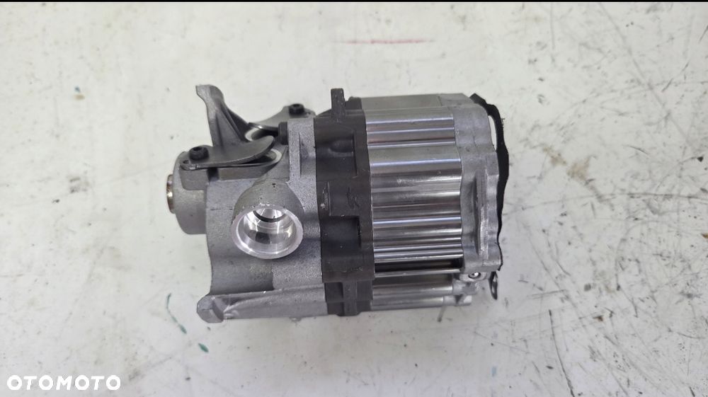 Pompa oleju olejowa Mercedes w205 A6541802501 - 3