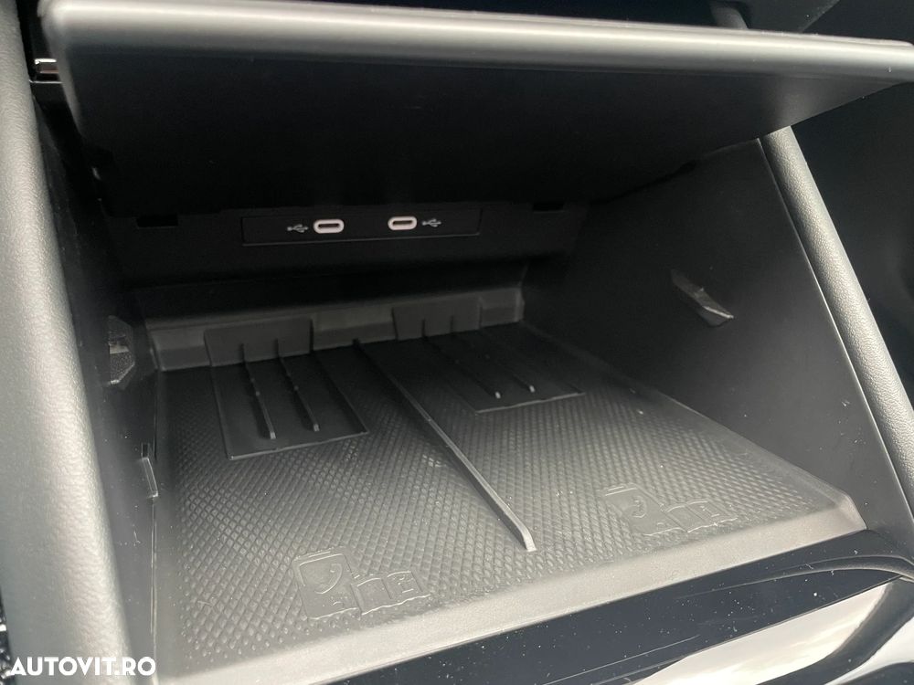 Volkswagen Tiguan - 26