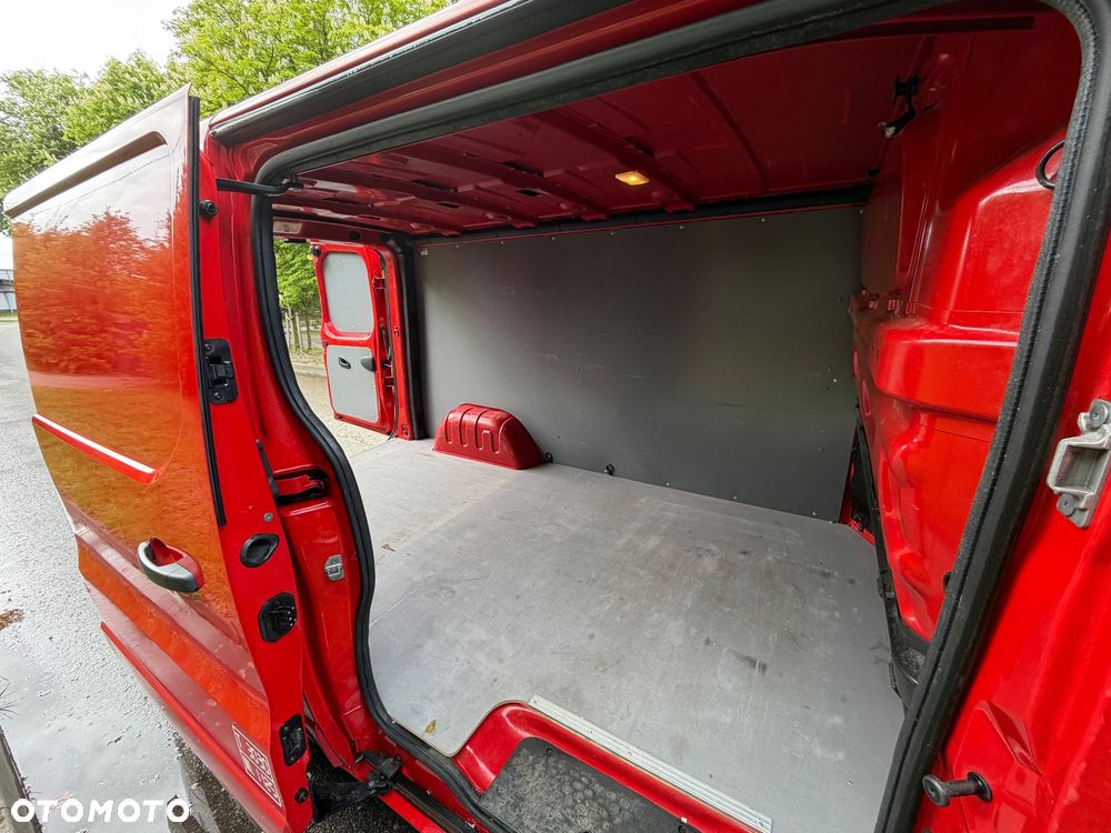 Opel Vivaro - 9