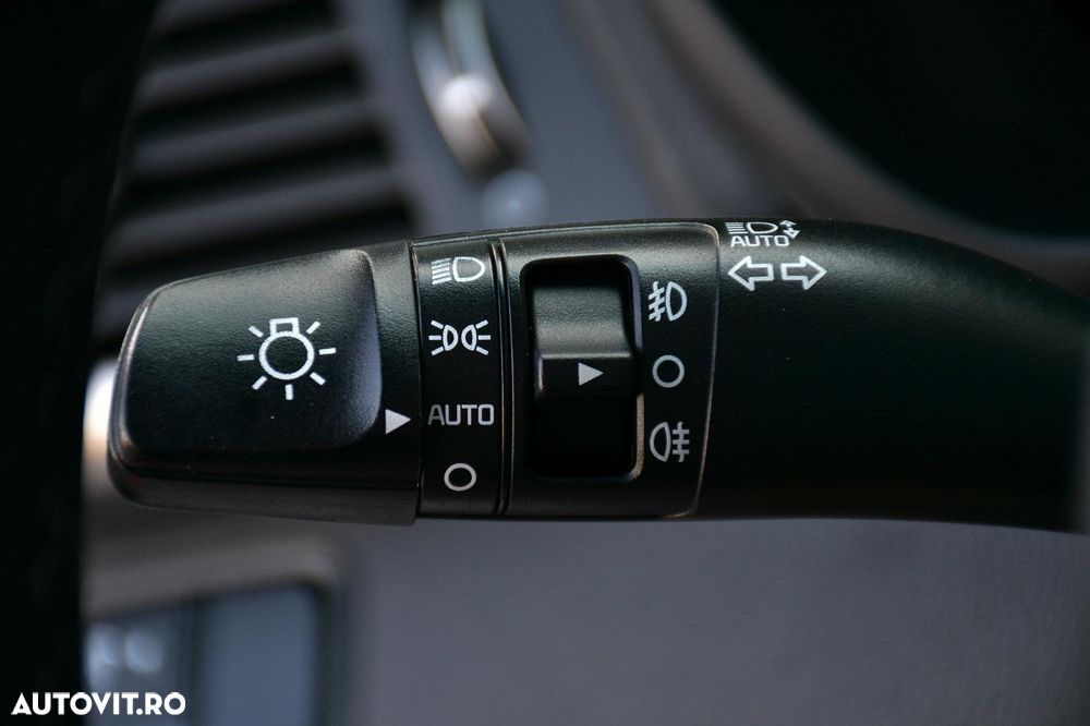 Kia Optima - 8