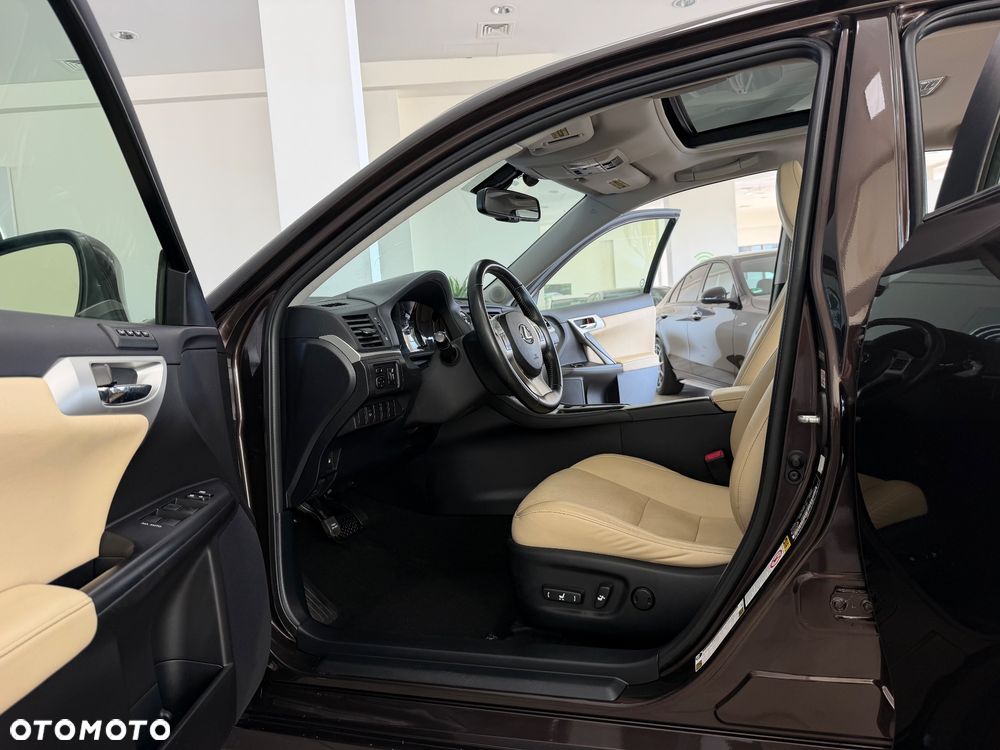 Lexus CT Impression Line - 24