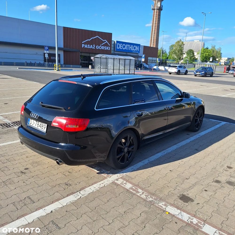Audi A6 Avant 2.4 - 4