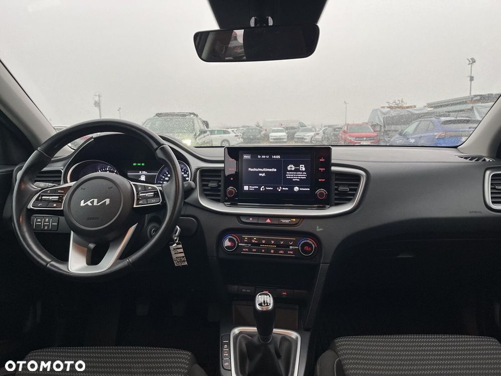 Kia XCeed 1.5 T-GDI M - 10