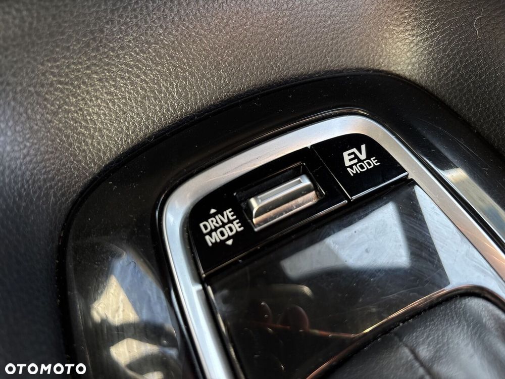 Toyota Corolla 1.8 Hybrid Comfort - 27