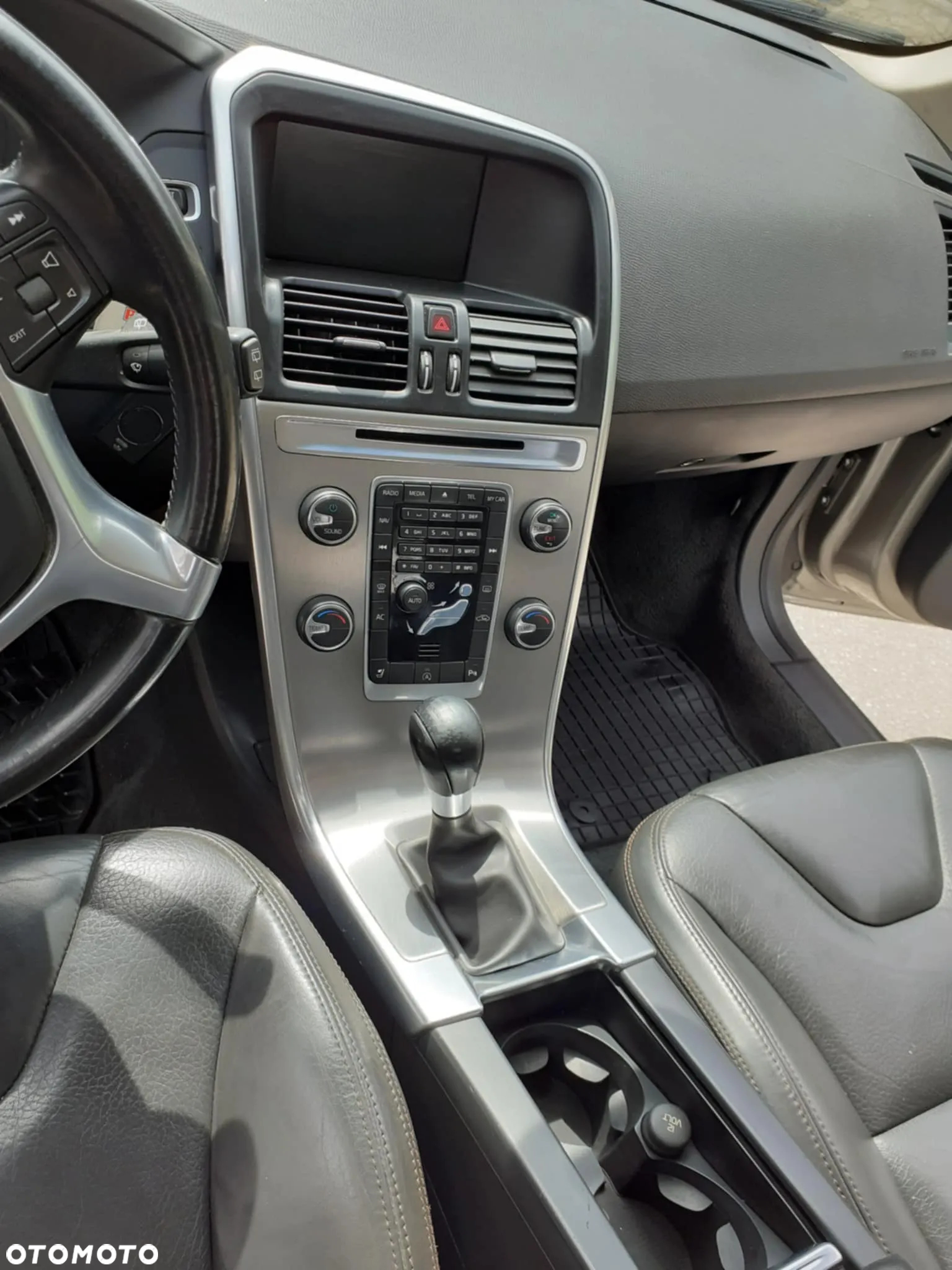 Volvo XC 60 - 23