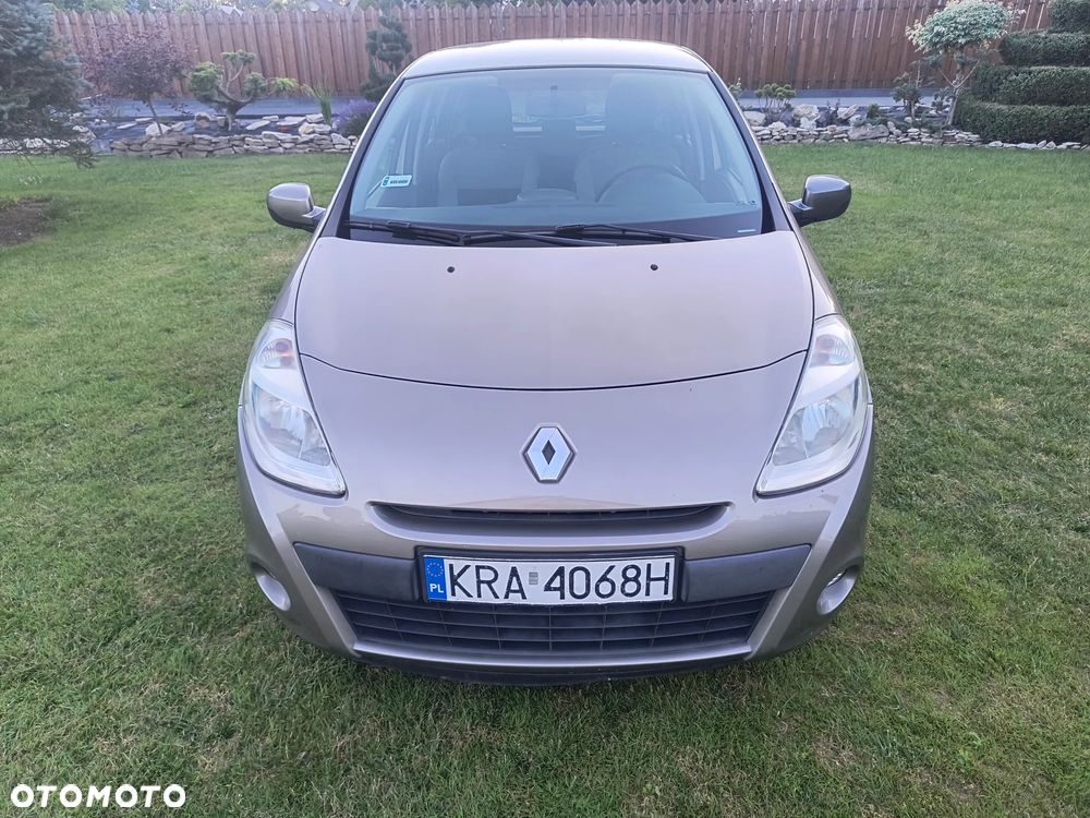 Renault Clio 1.2 16V Night&Day - 10