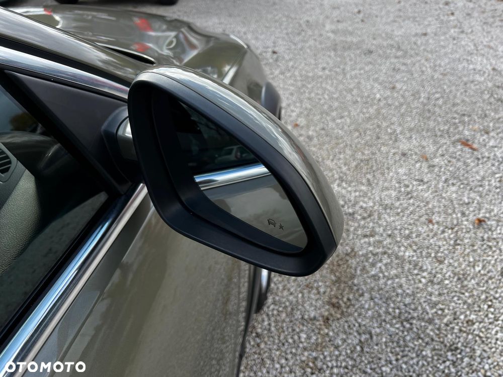 Opel Insignia - 21