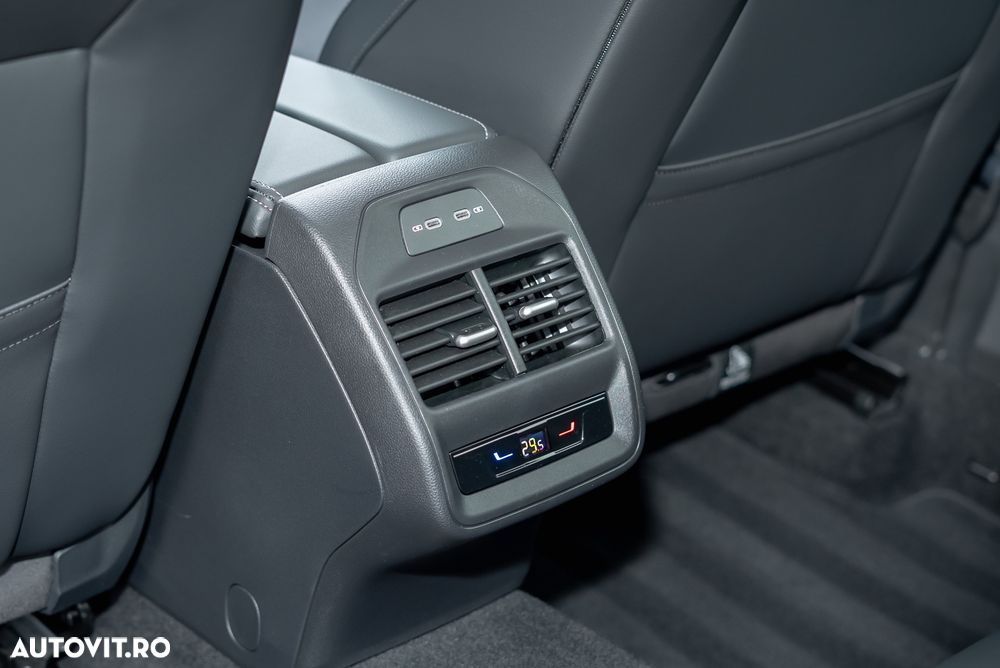 Volkswagen Passat 2.0 TDI SCR DSG Elegance - 34