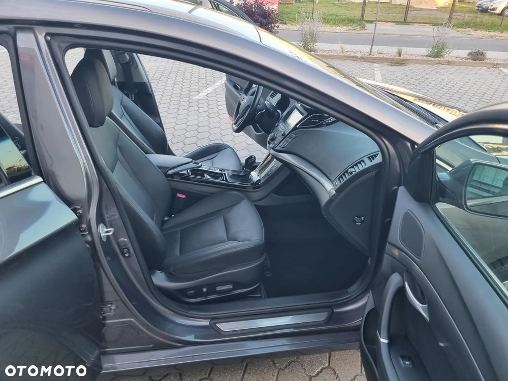 Hyundai i40 1.6 CRDi Premium DCT - 9
