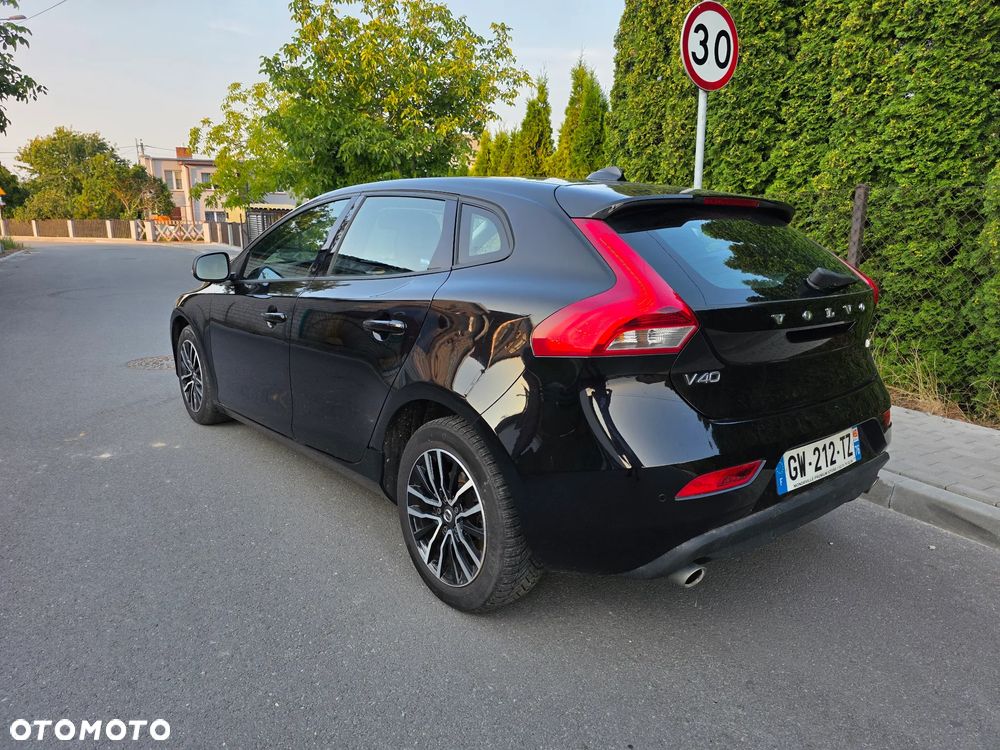 Volvo V40 D2 Geartronic Linje Svart - 33