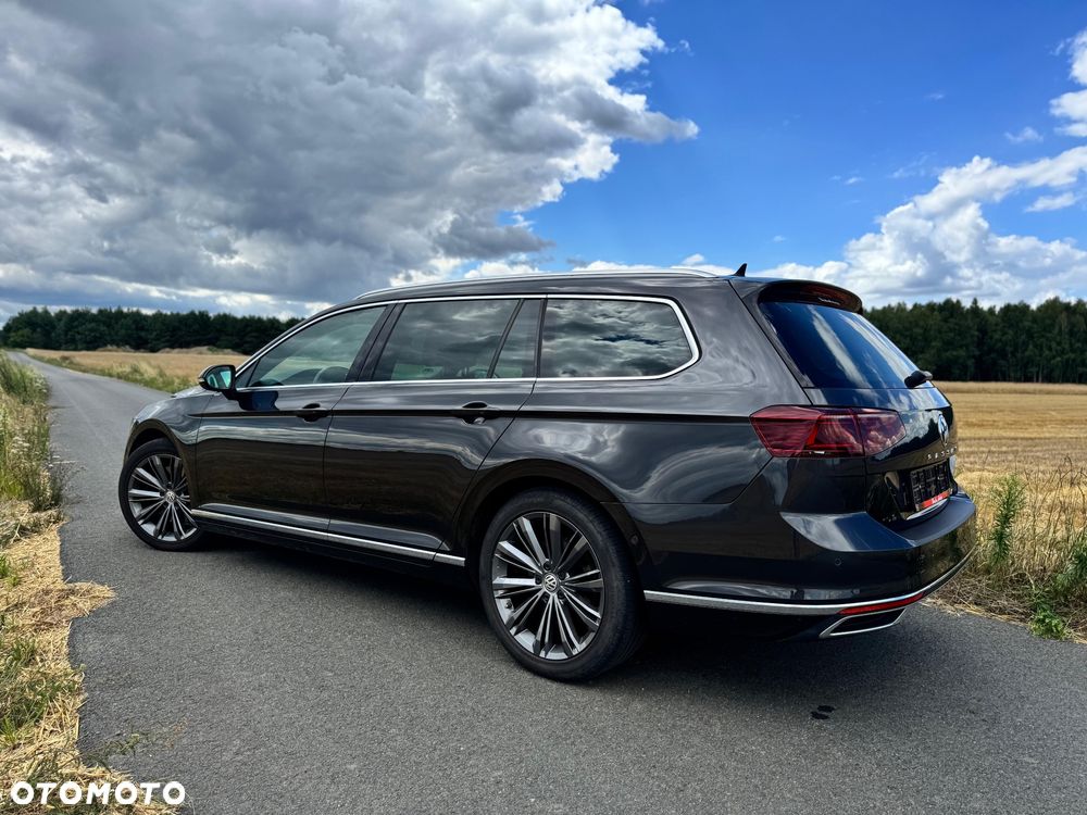 Volkswagen Passat 2.0 TDI 4Mot Elegance DSG - 2