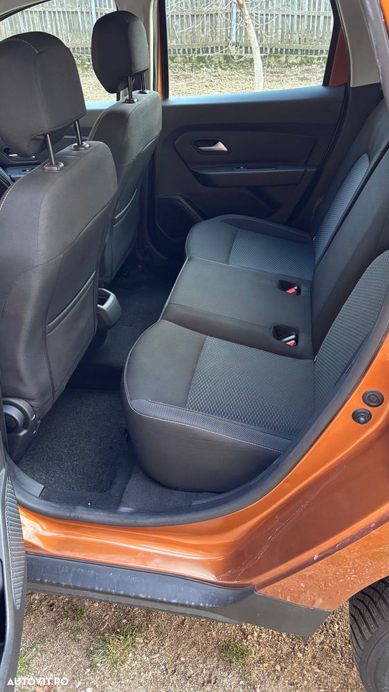 Dacia Duster ECO-G 100 Prestige - 11