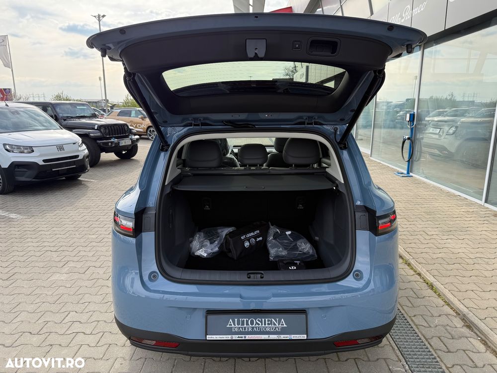 Leapmotor C10 69.9 kWh Design - 12