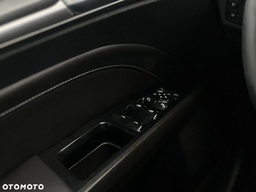 Ford Mondeo - 18