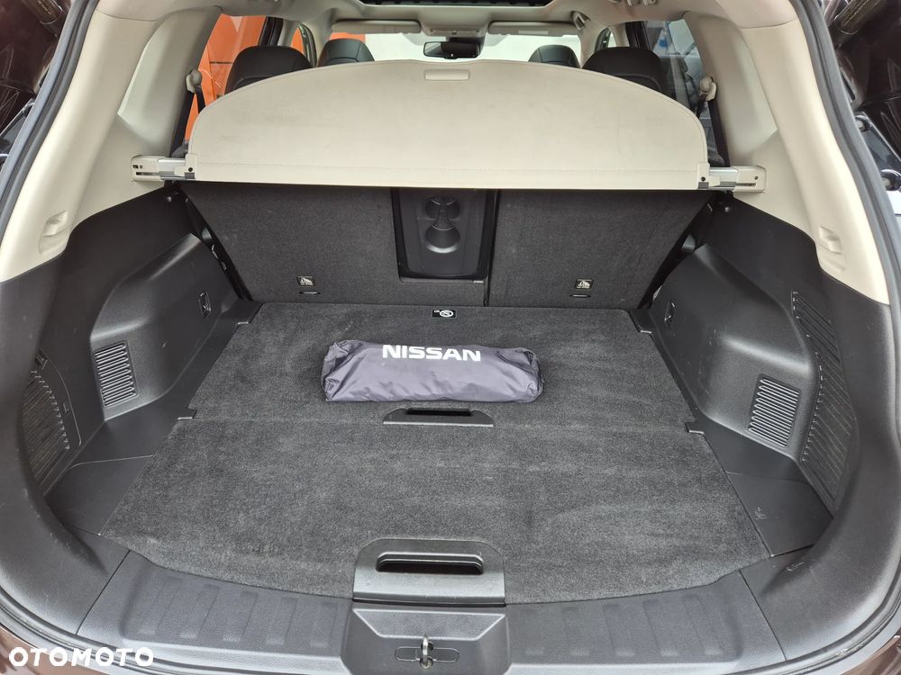 Nissan X-Trail 2.0 dCi Tekna Xtronic 2WD - 17