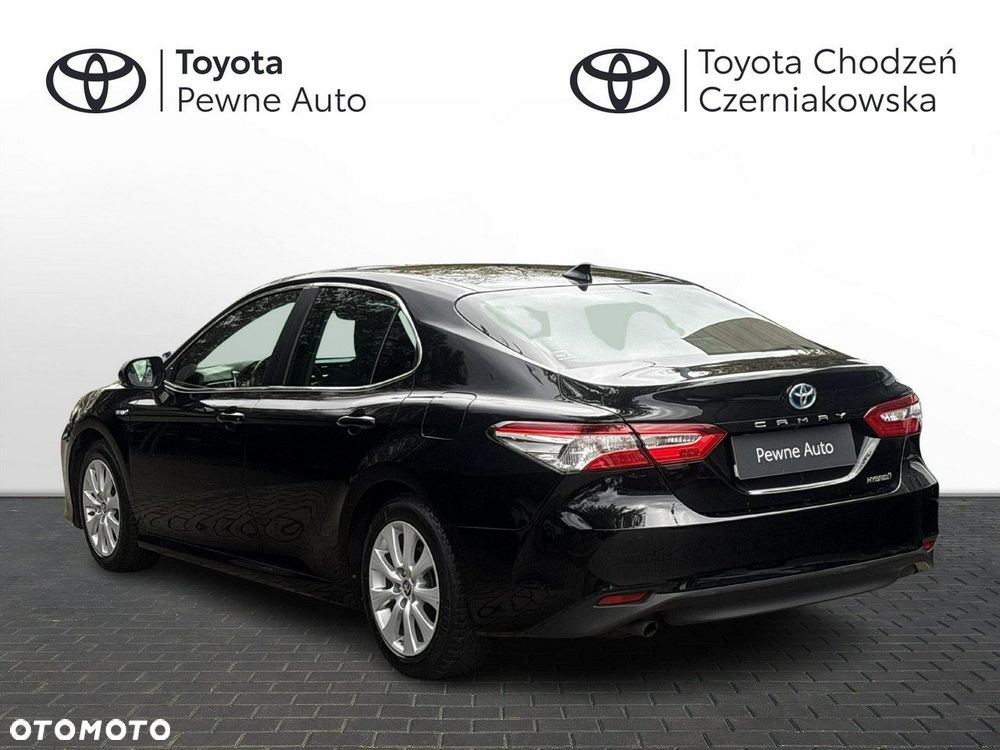 Toyota Camry - 3