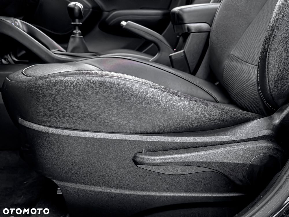 Hyundai ix35 2.0 CRDi Premium - 38