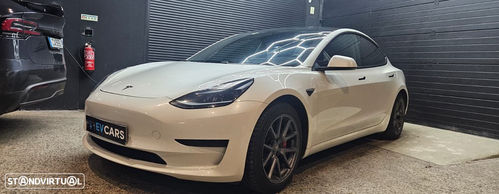 Tesla Model 3 Standard Range Plus RWD - 1