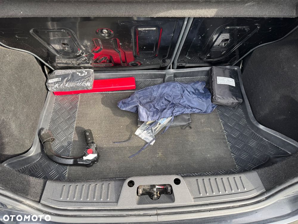 Ford Fiesta - 26