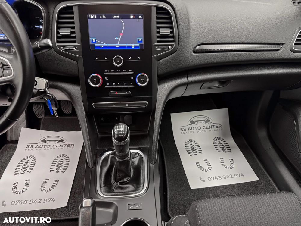 Renault Megane ENERGY TCe 100 LIFE - 25