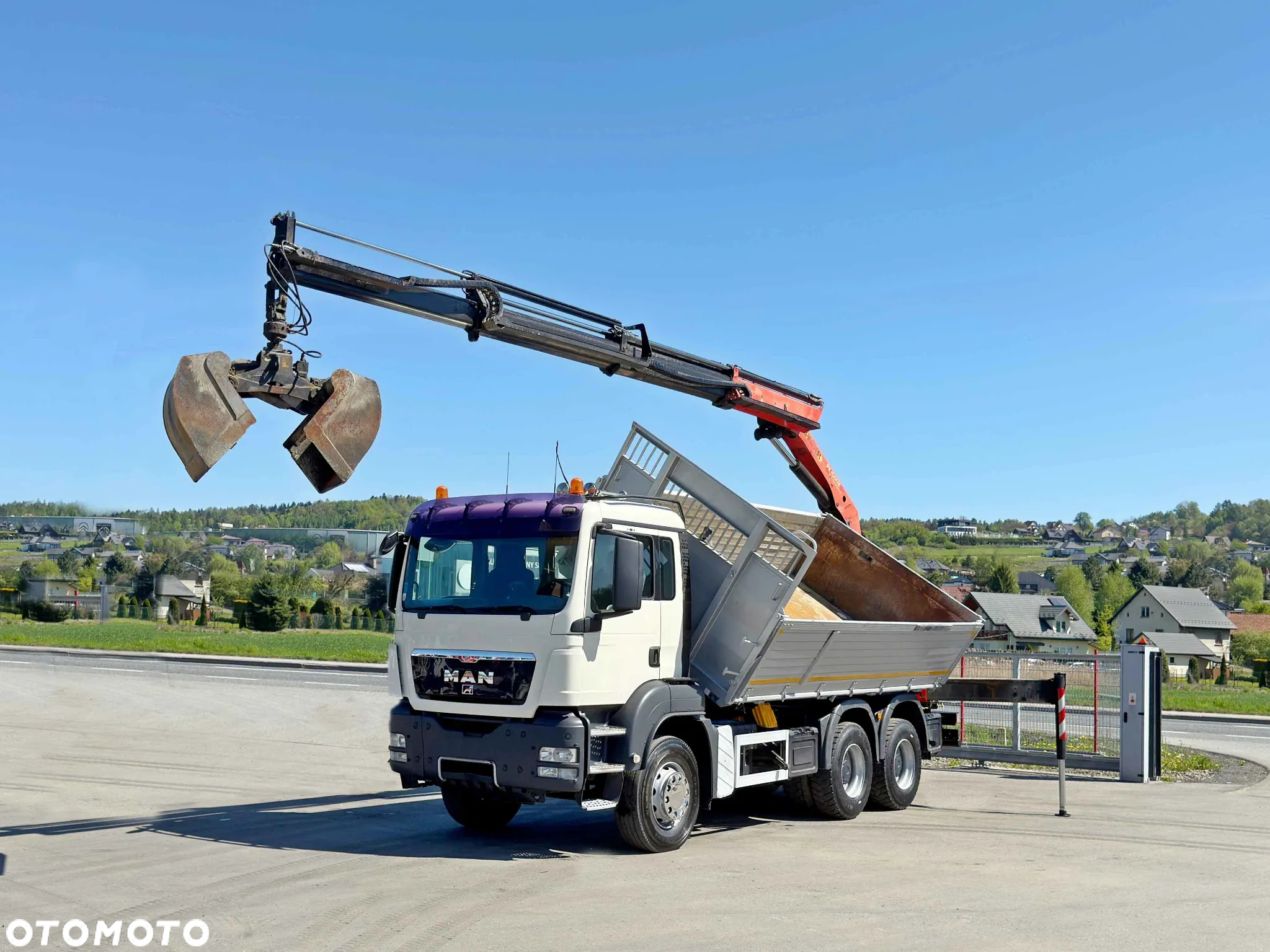 MAN TGS 33.360 * WYWROTKA 6,40 m + PK 15002 / 6x4 * STAN BDB - 2