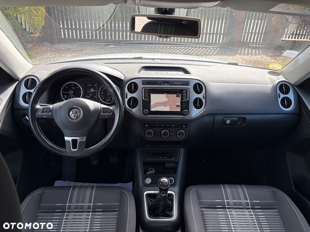 Volkswagen Tiguan 2.0 TDI SCR 4MOTION BlueMotion Technology Lounge Sport & Style - 15