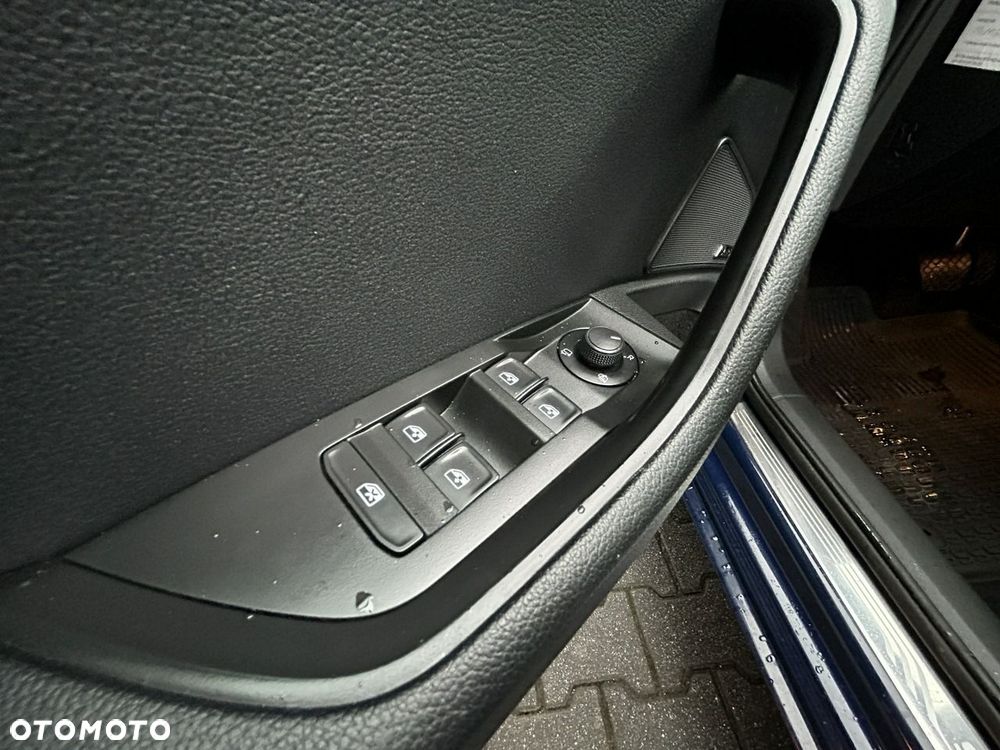Skoda Superb 2.0 TDI Ambition DSG7 - 24